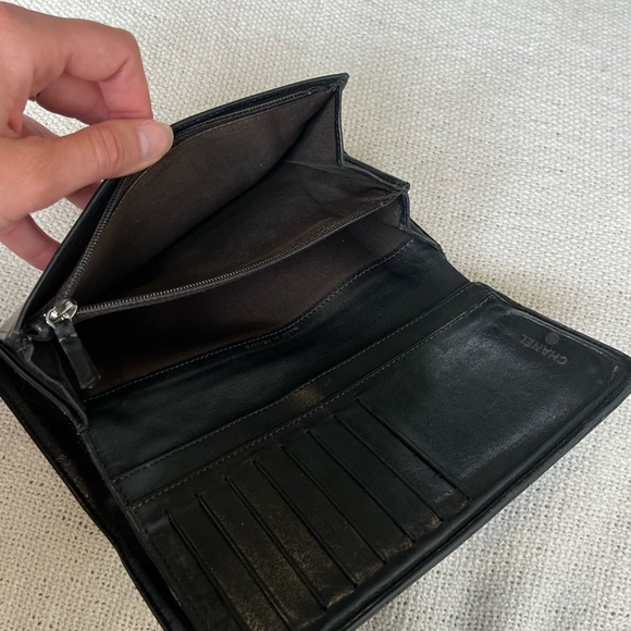 Authentic Chanel Matelassé Black Lambskin Wallet with Added Chain - Picture 9 of 15